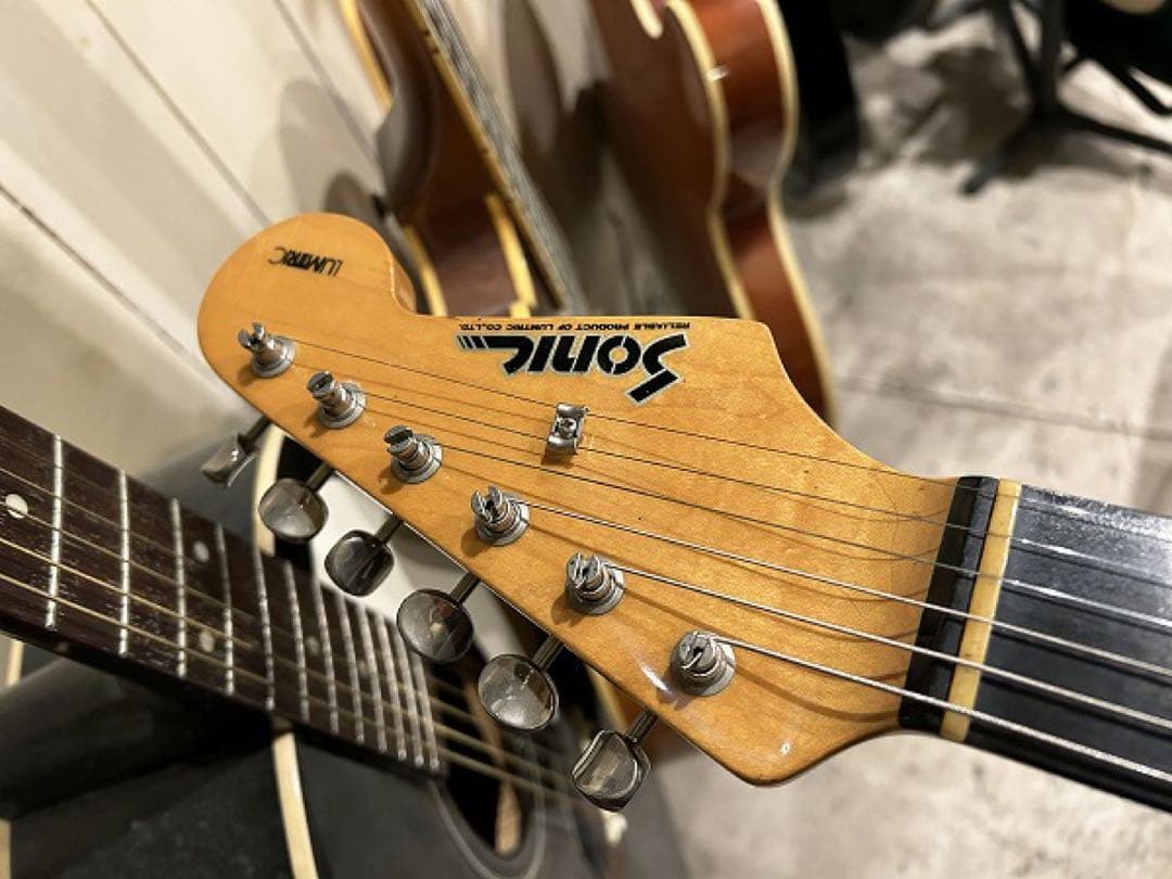 ギター SONIC STR 3-Color Sunburst