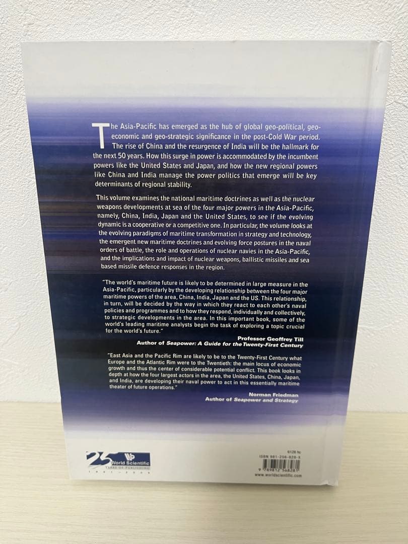洋書 The Evolving Maritime Balance of Power