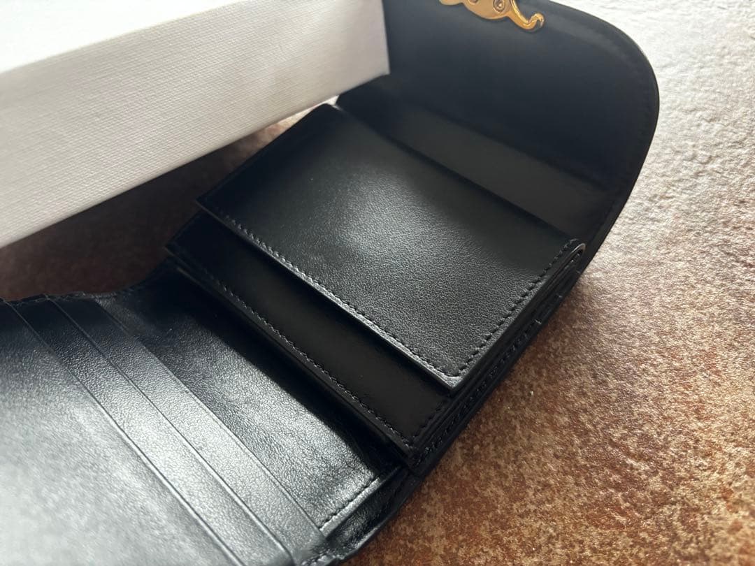 【ほぼ新品】CELINE セリーヌ トリオンフ ウォレット