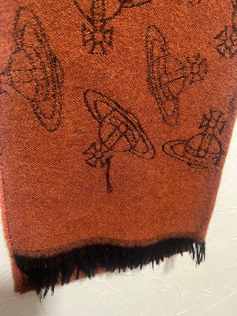 Vivienne Westwood オレンジ マフラー