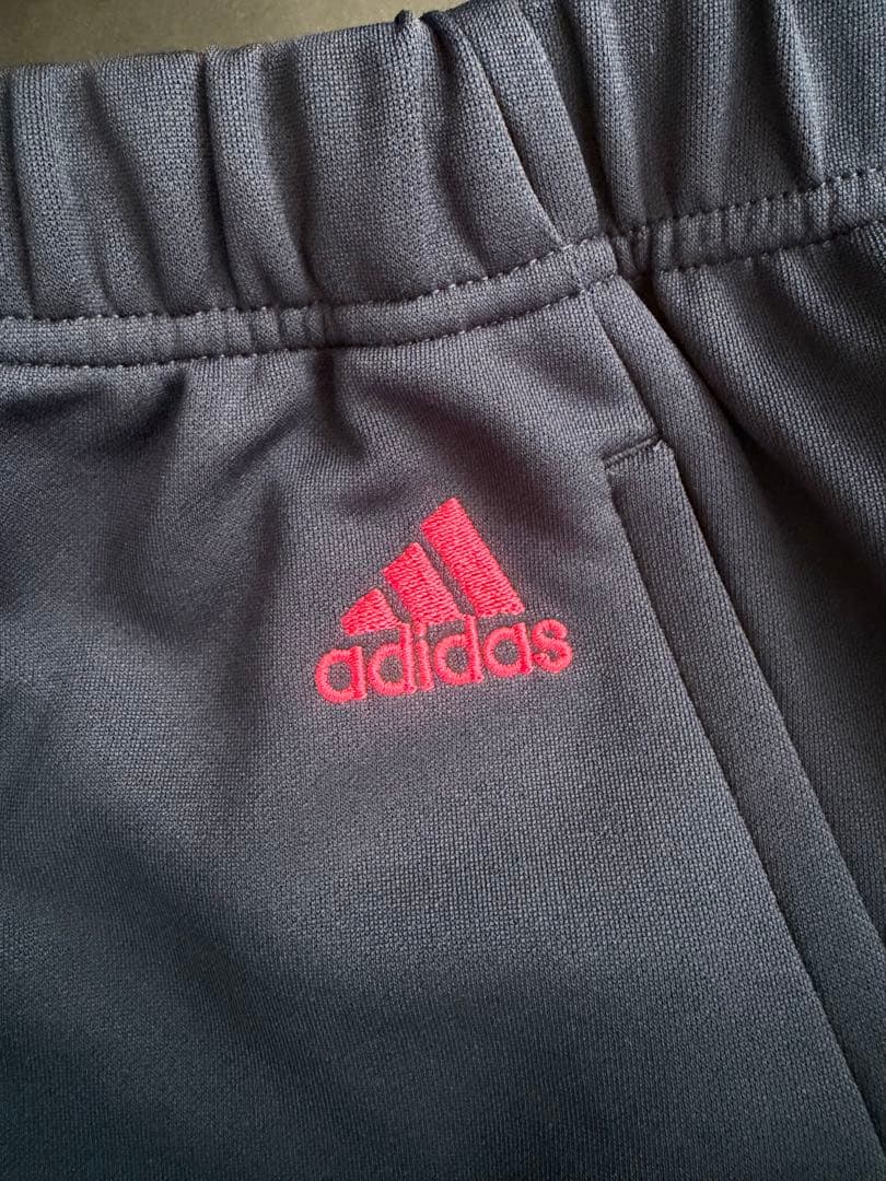 【新品未使用】adidas ジャージ セットアップ レディースＬ