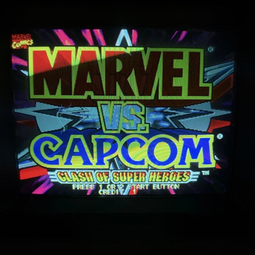 アーケード基板　cps2 MARVEL VS. CAPCOM