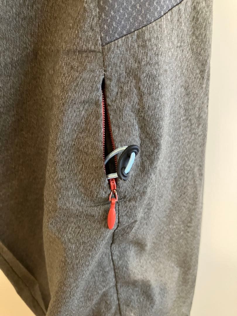 GYAKUSOU Nike ランニングパンツ カーキ