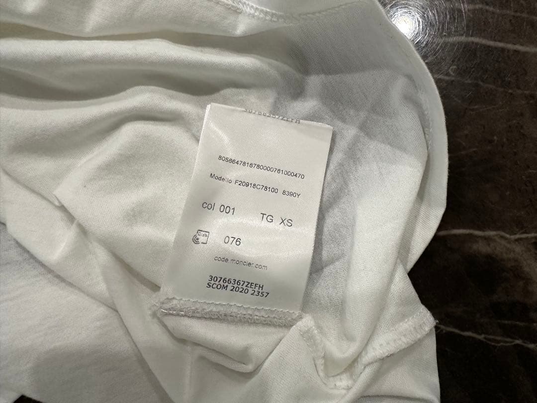 Moncler Tシャツ ホワイト　XS