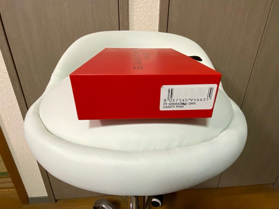 GIANNI CHIARINI VANITY PINK三つ折り財布新品、未使用