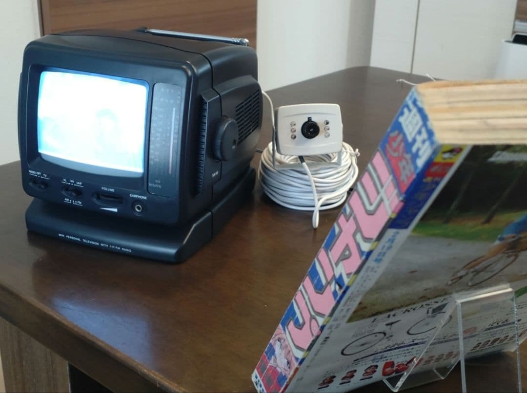 【ジャンク】ポータブルテレビ　TC-500M　モノクロ　監視カメラ　レトロ　平成