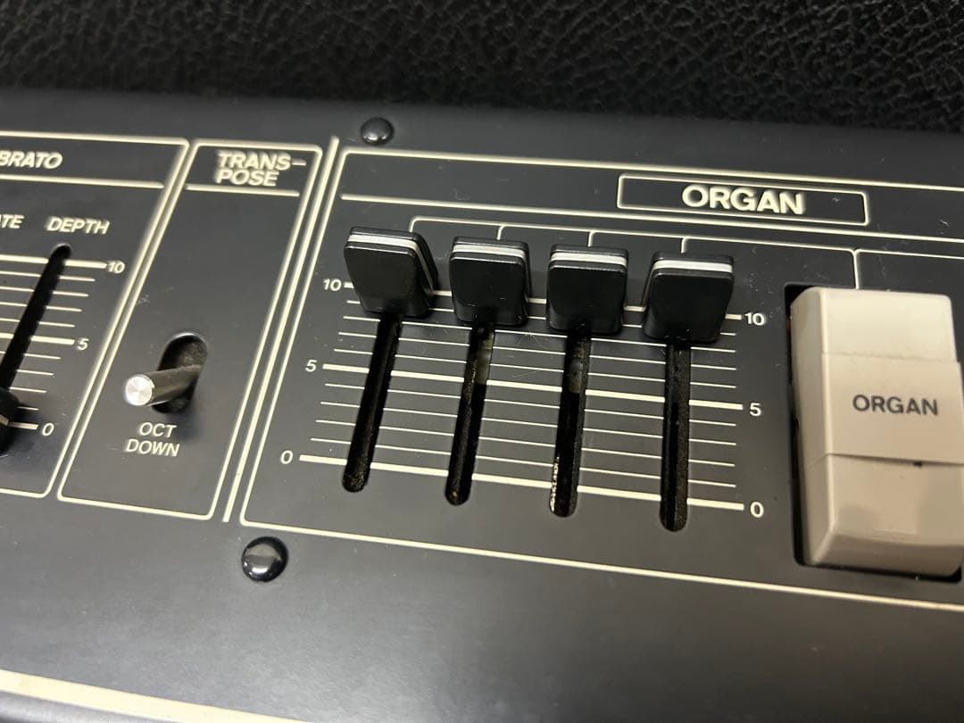 Roland RS-09 シンセサイザー 純正ハードケース付