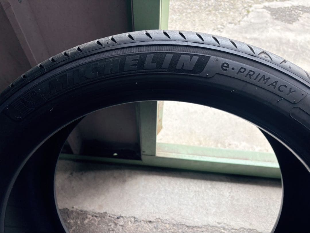 専用　 MICHELIN 225/45R21 95W ２本 クラウンクロスオーバ