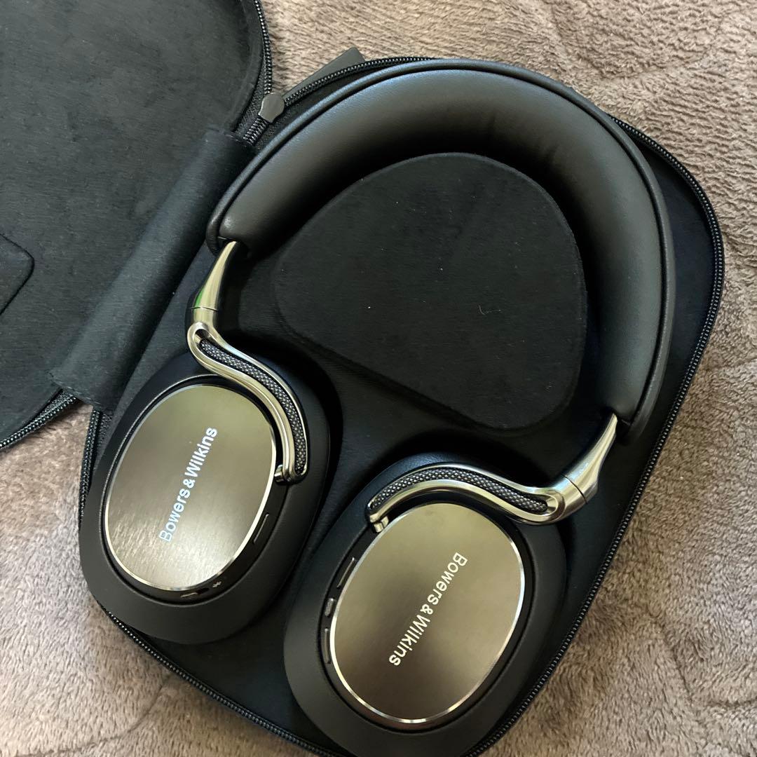 ヘッドホン Bowers&Wilkins Px8S2