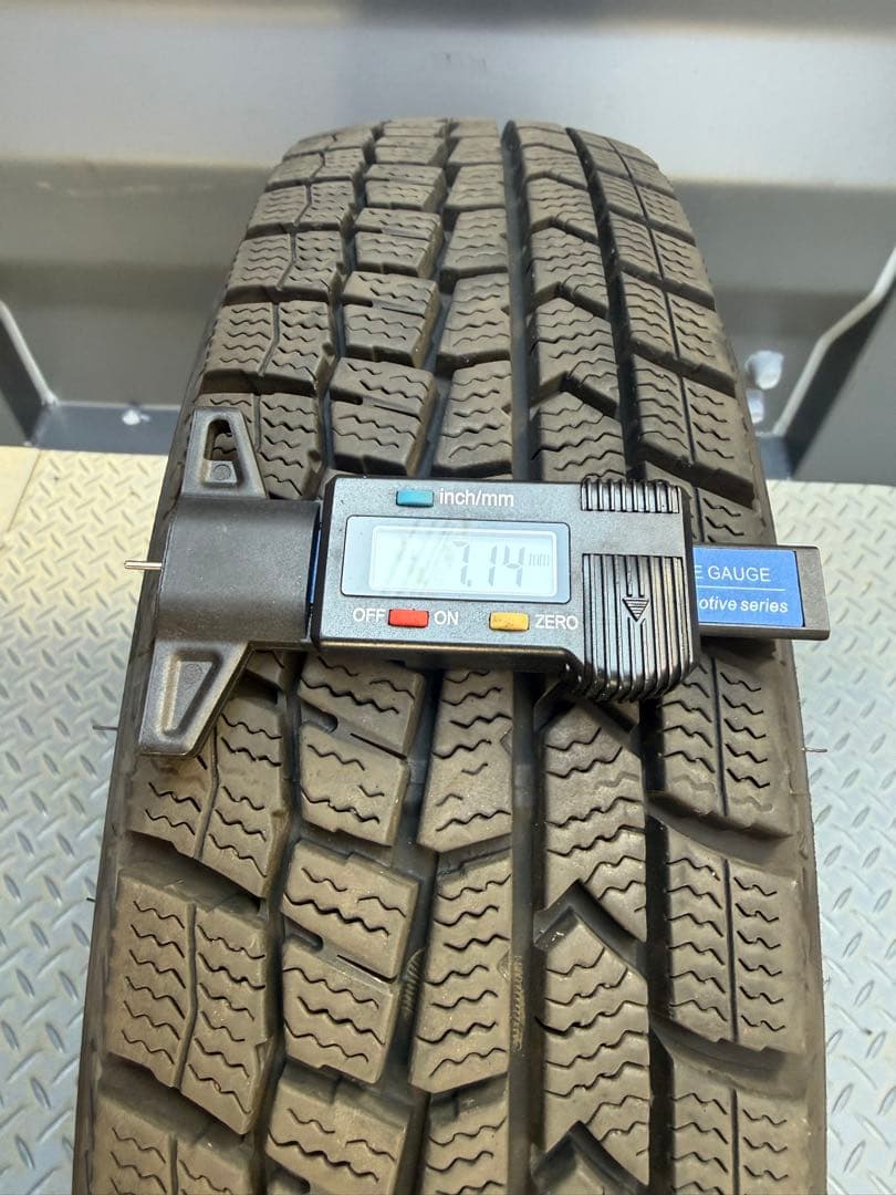 145/80R13 バリ山ダンロップ スタッドレスタイヤ 13インチ 4本