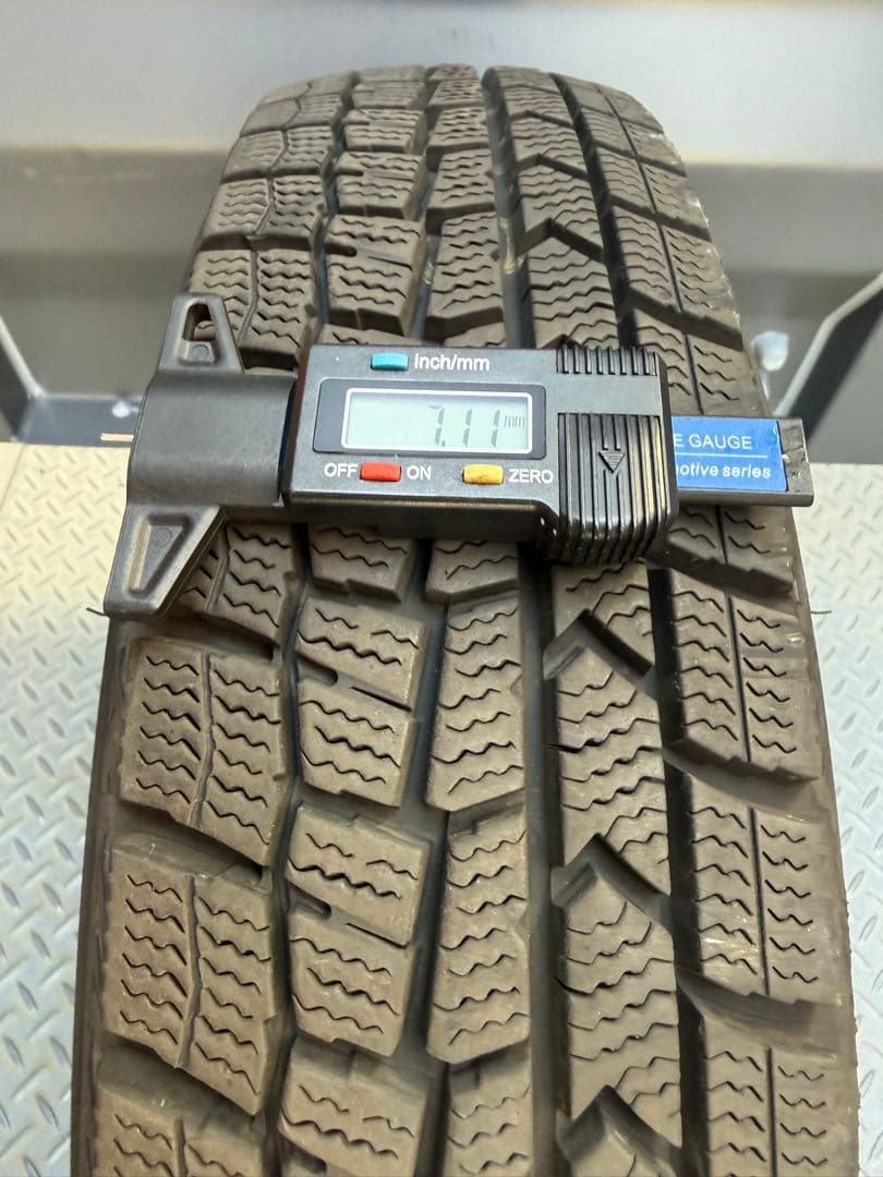 145/80R13 バリ山ダンロップ スタッドレスタイヤ 13インチ 4本