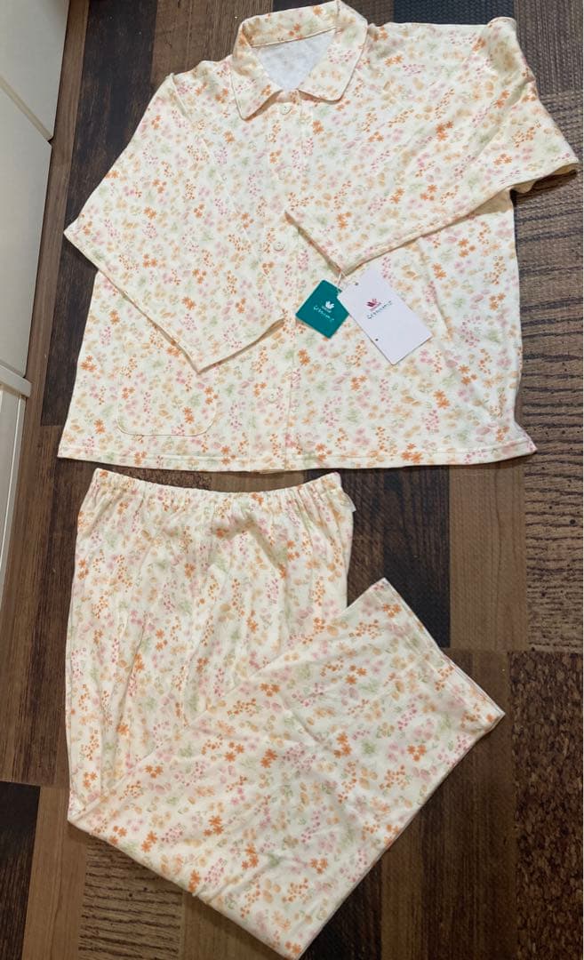 新品　ワコール らくラクパートナー　接結コットン素材　長袖パジャマ　L