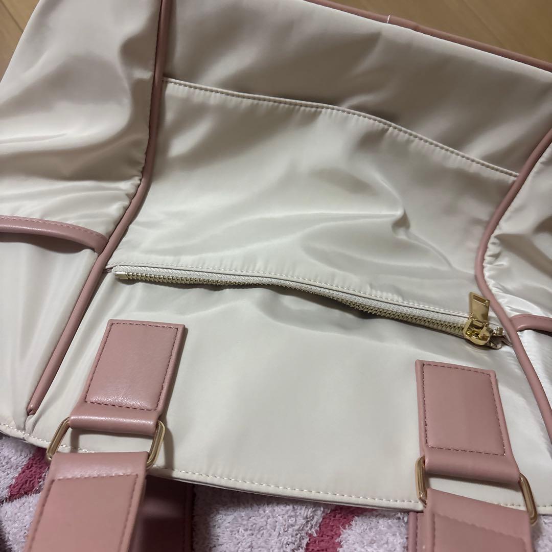 アプリリー　合成皮革 ボストンバッグ ベージュとピンク