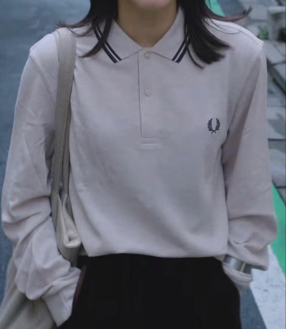FRED PERRY ベージュ 長袖ポロシャツ M ユニセックス