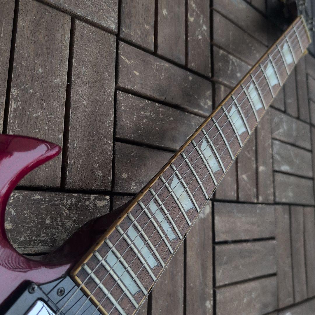 ビンテージSamick SG チェリー マボガニー新弦に交換済！