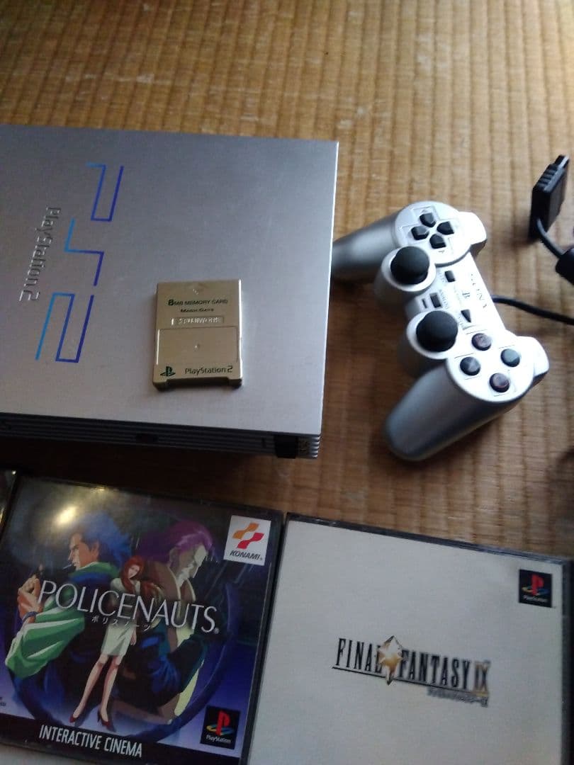 PS2 シルバー すぐ遊べる ソフト 多数