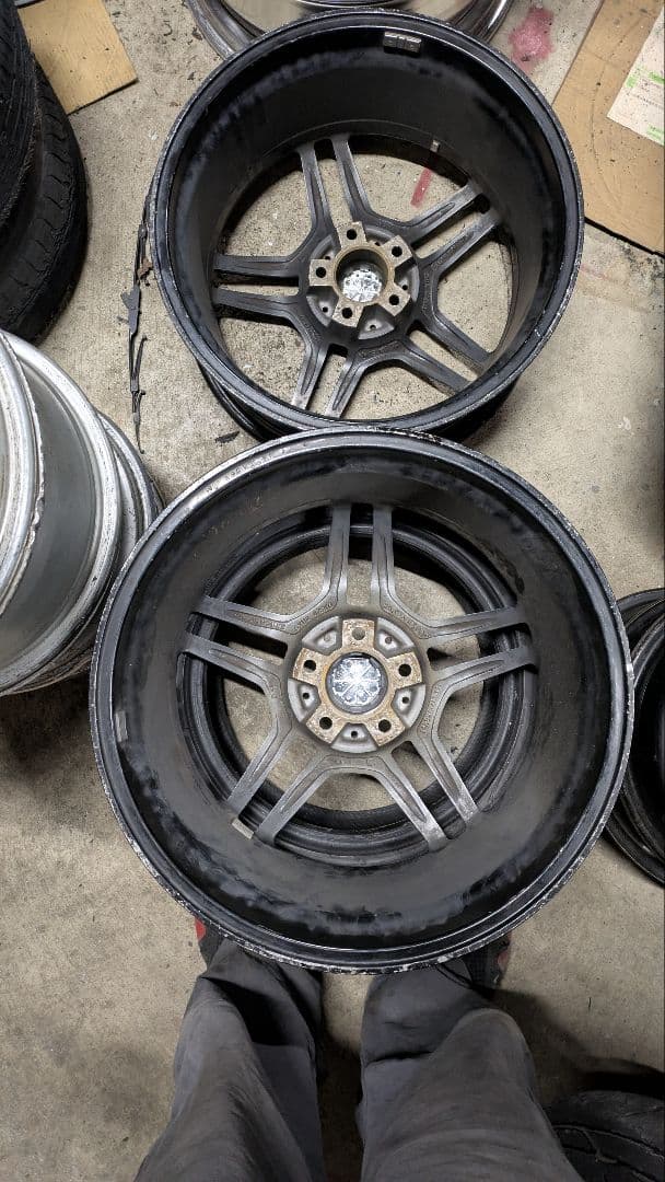 19インチホイール8,5j、9,5j