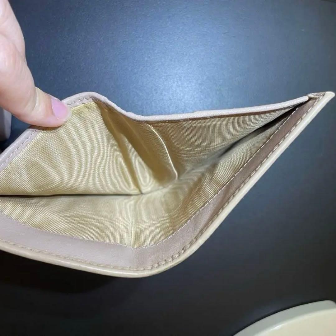 ふ*マ様 【正規品】PRADA 二つ折り財布 ベージュ