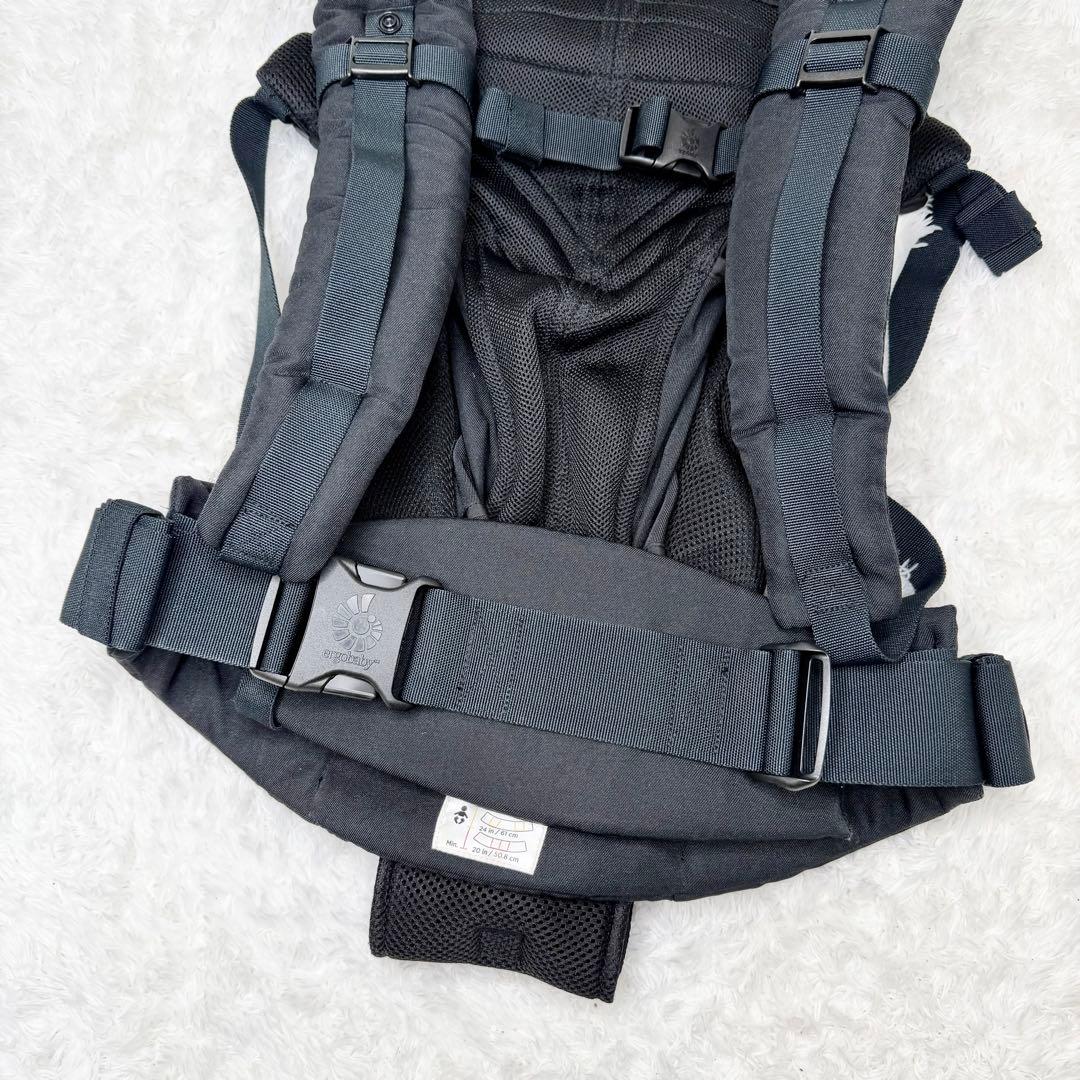 未使用級 ergobaby OMNI 360 COOL AIR 抱っこ紐 黒