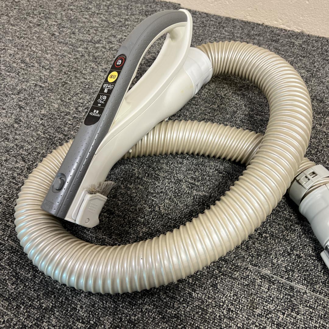 良品　パナソニック 紙パック式掃除機 MC-PA22G 予備紙パック付
