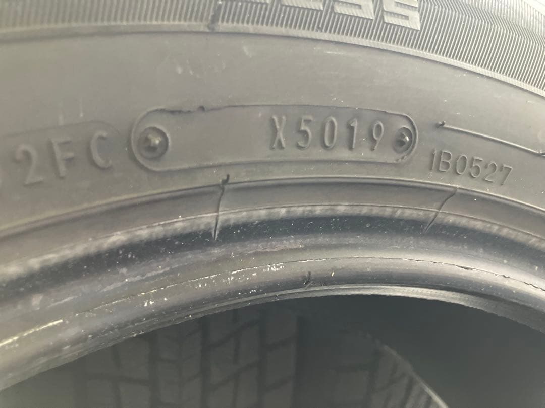 ★225/60R17 DUNLOP スタッドレスタイヤ4本SET バリ溝★