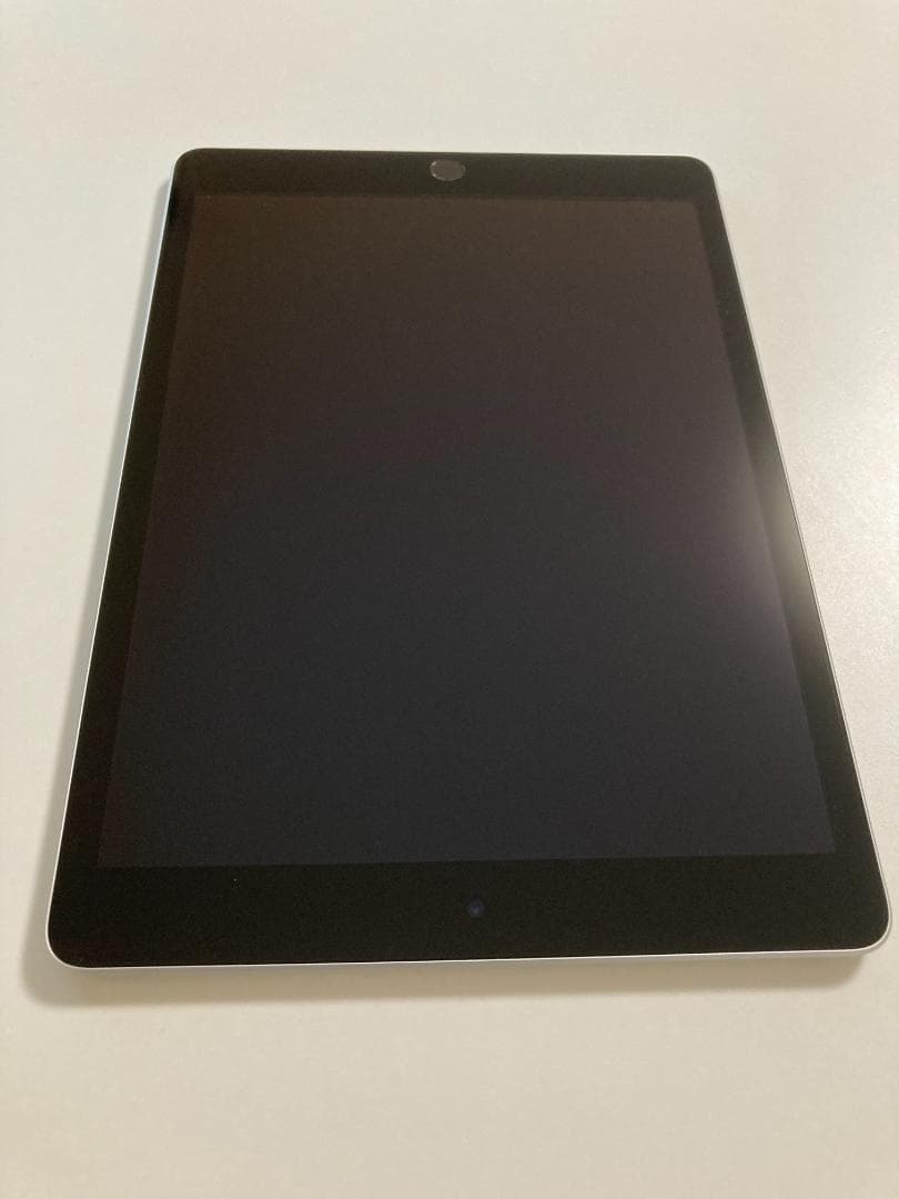 【美品】iPad Wi-Fi 64GB - シルバー（第9世代）外箱あり