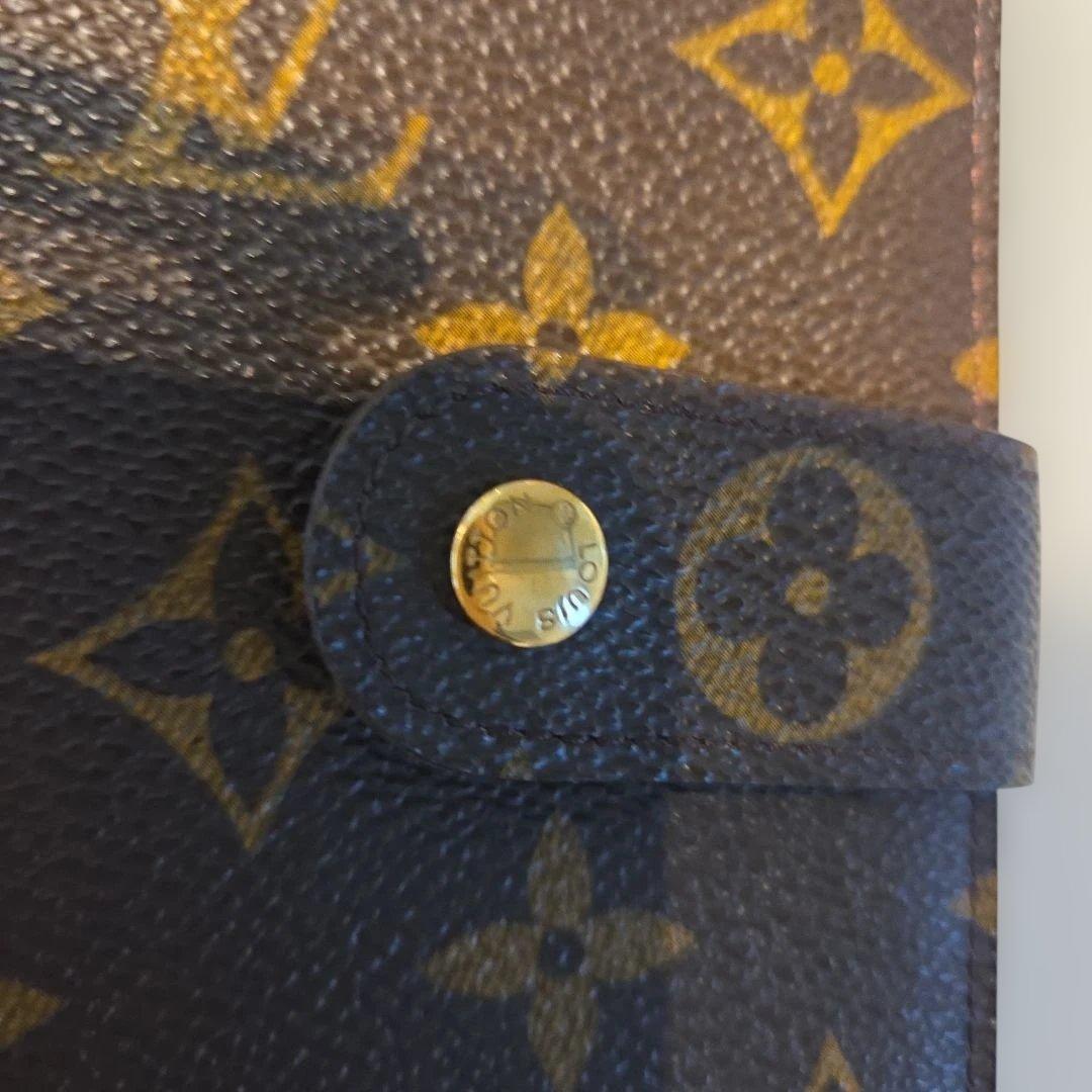 Louis Vuitton モノグラム 小銭入れ付き 折り たたみ財布