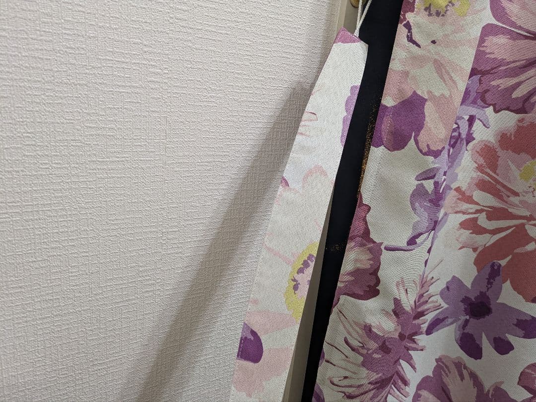 フランフラン　花柄ドレープカーテン