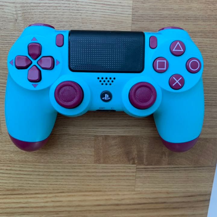 Ps4 ワイヤレスコントローラー　デュアルショック4 純正　【超美品】