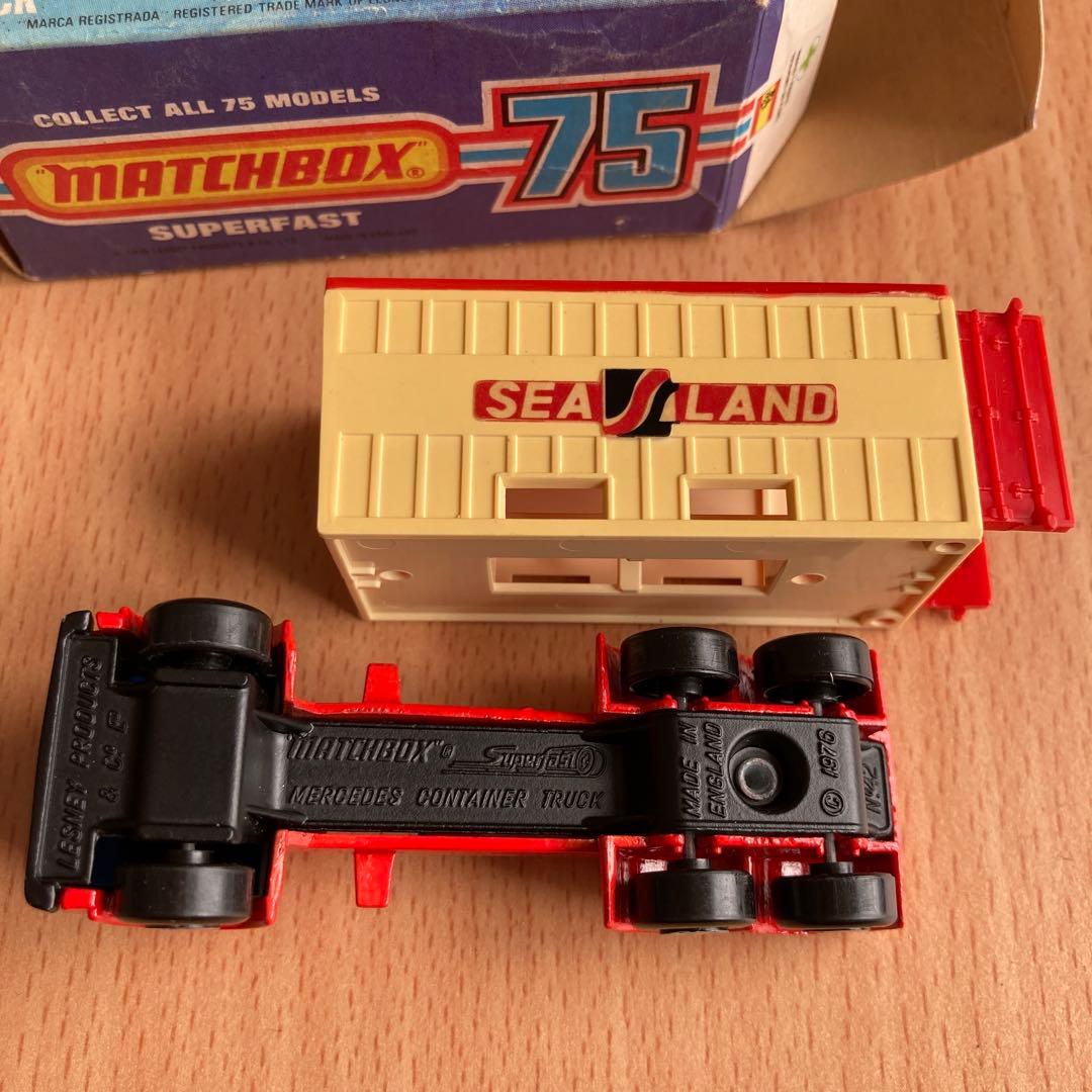 MATCHBOX メルセデス コンテナトラック