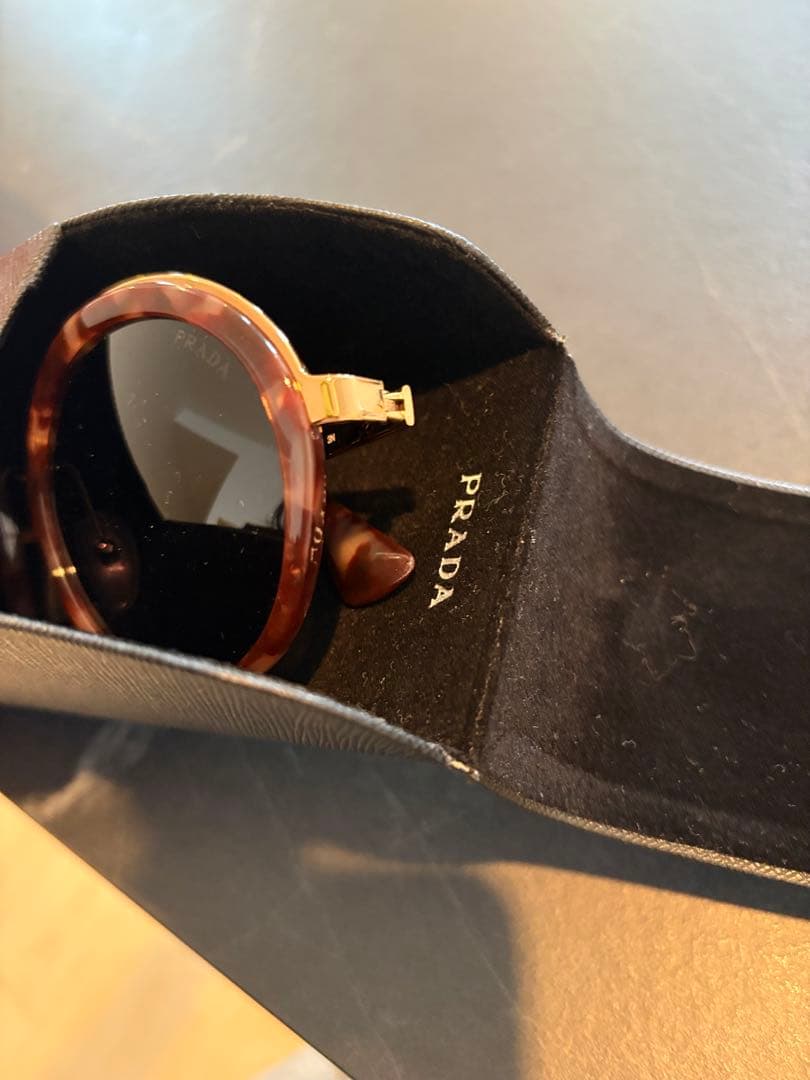 PRADA プラダ　レディース　サングラス