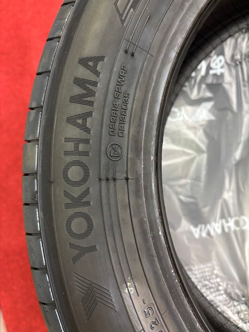 新品未使用YOKOHAMA BluEarth-XT 195/60R17 90H