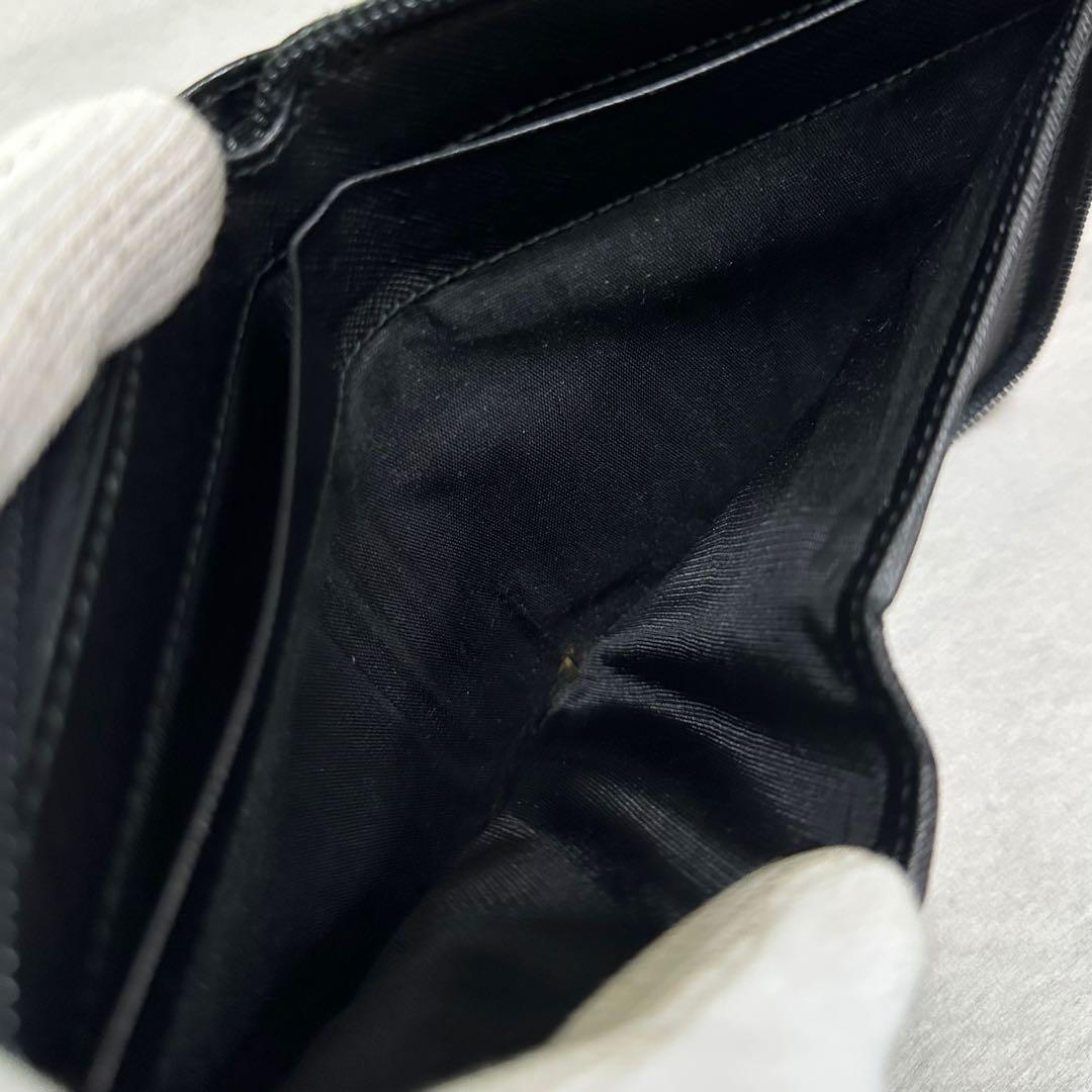 PRADA プラダ　折り財布　ラウンドジップ　三角ロゴ　サフィアーノレザー