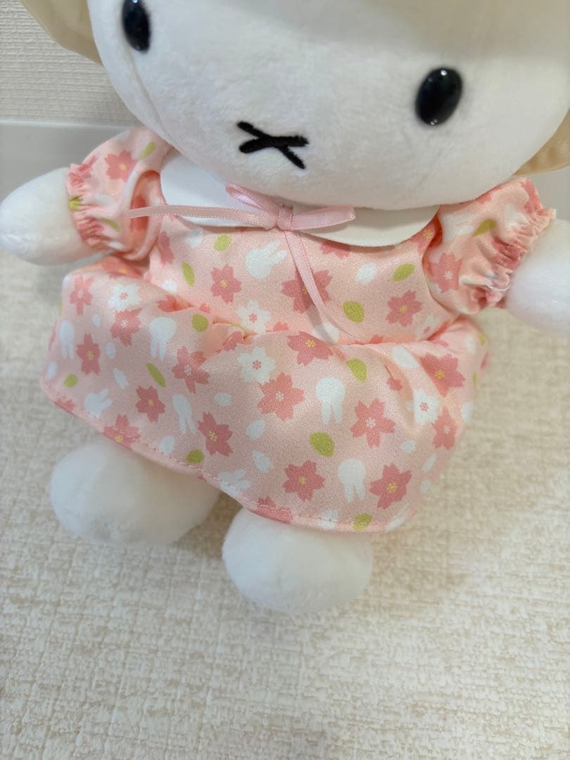 桜ワンピースミッフィーぬいぐるみ