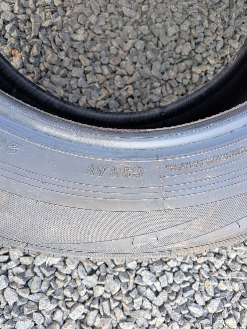 ①送料込【ほぼ新車外し】ヨコハマ タイヤ 18インチ 4本セット中1本