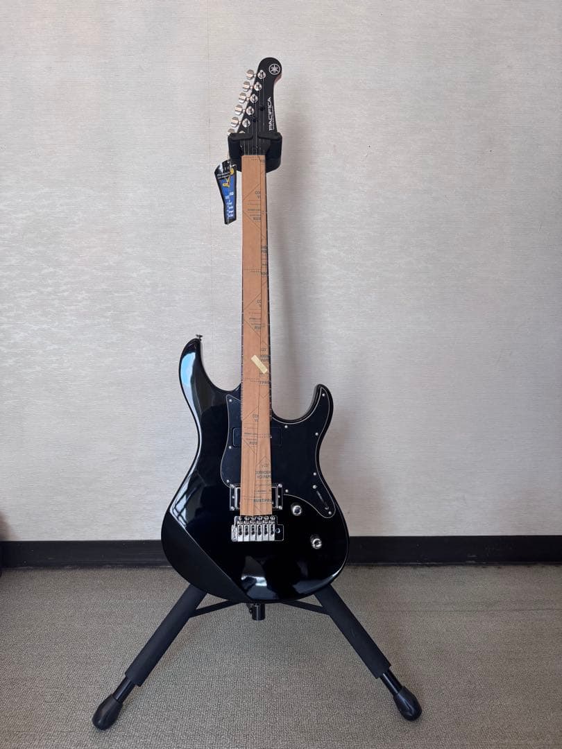 YAMAHA ヤマハPACIFICA611V BTR LTD　ぼっちエディション