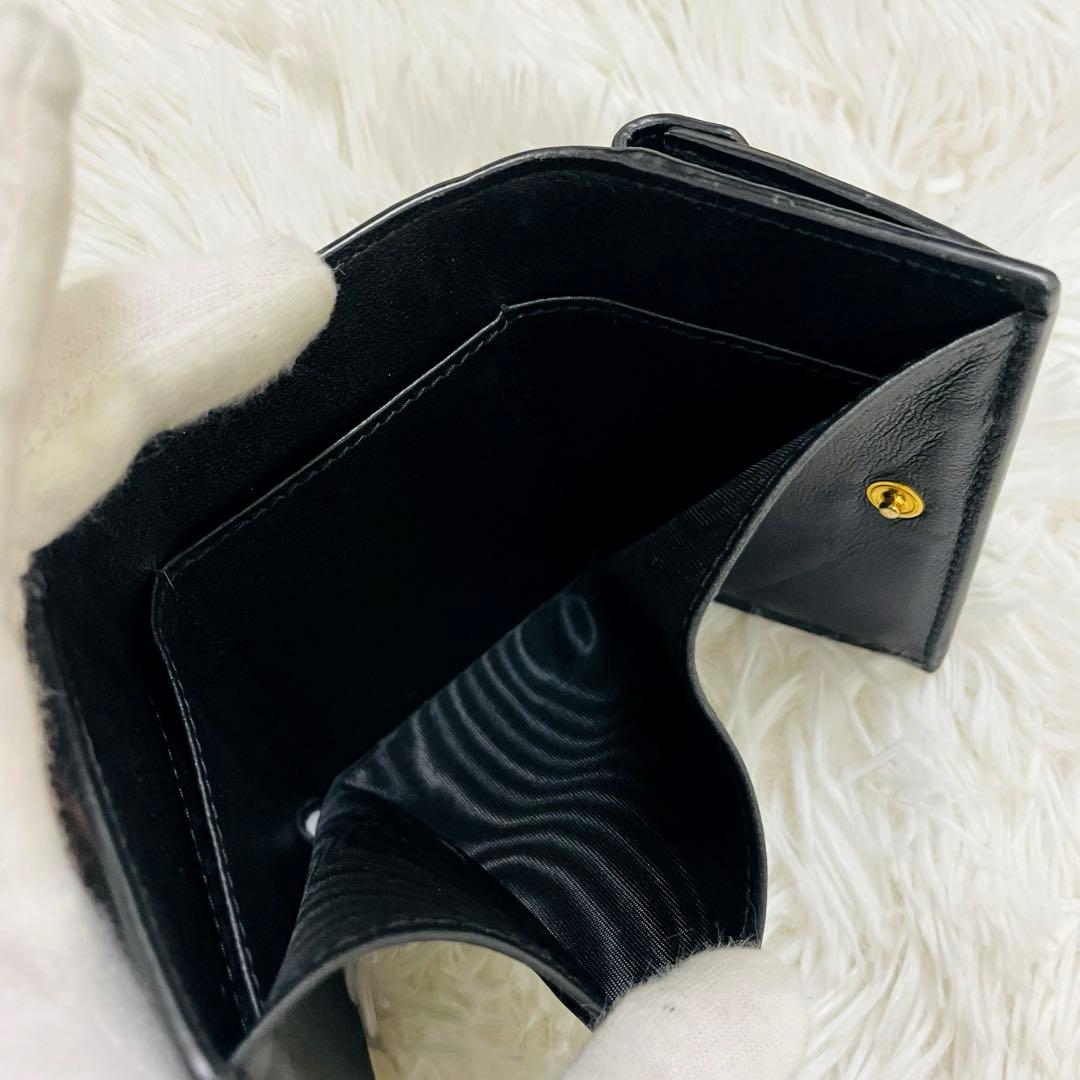 極美✨PRADA 三つ折り財布 トライアングル ロゴ レザー 黒