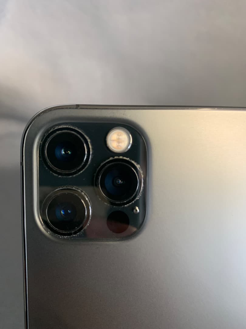 超美品　国内版　SIMフリー　iPhone12 Pro 128GB グラファイト