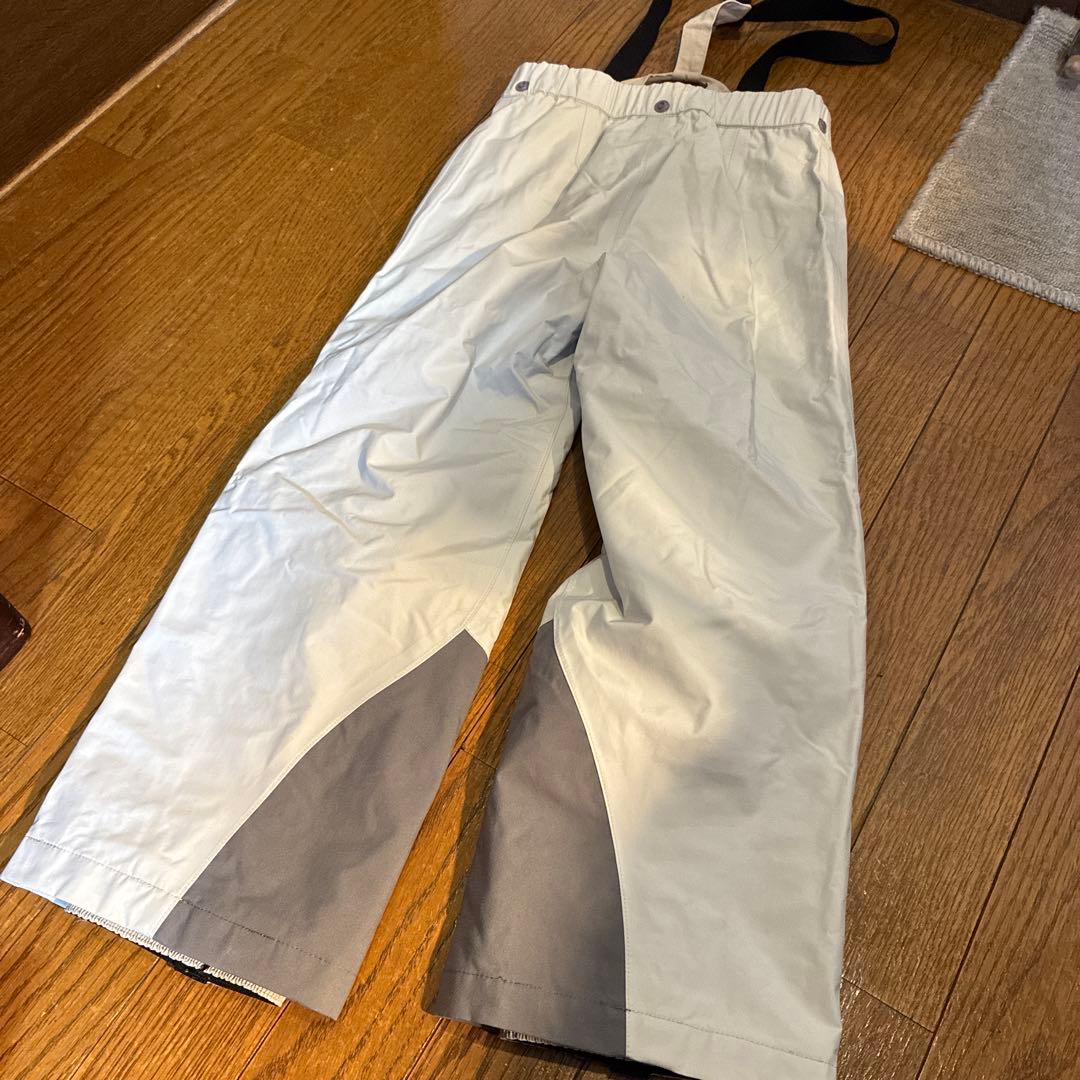 【お値下】クリーニング（防水加工）済みモンベルキッズスキーウェア上下サイズ120