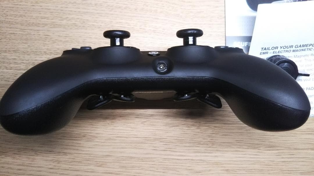 使用少 SCUF IMPACT スカフ インパクト PS4 コントローラー
