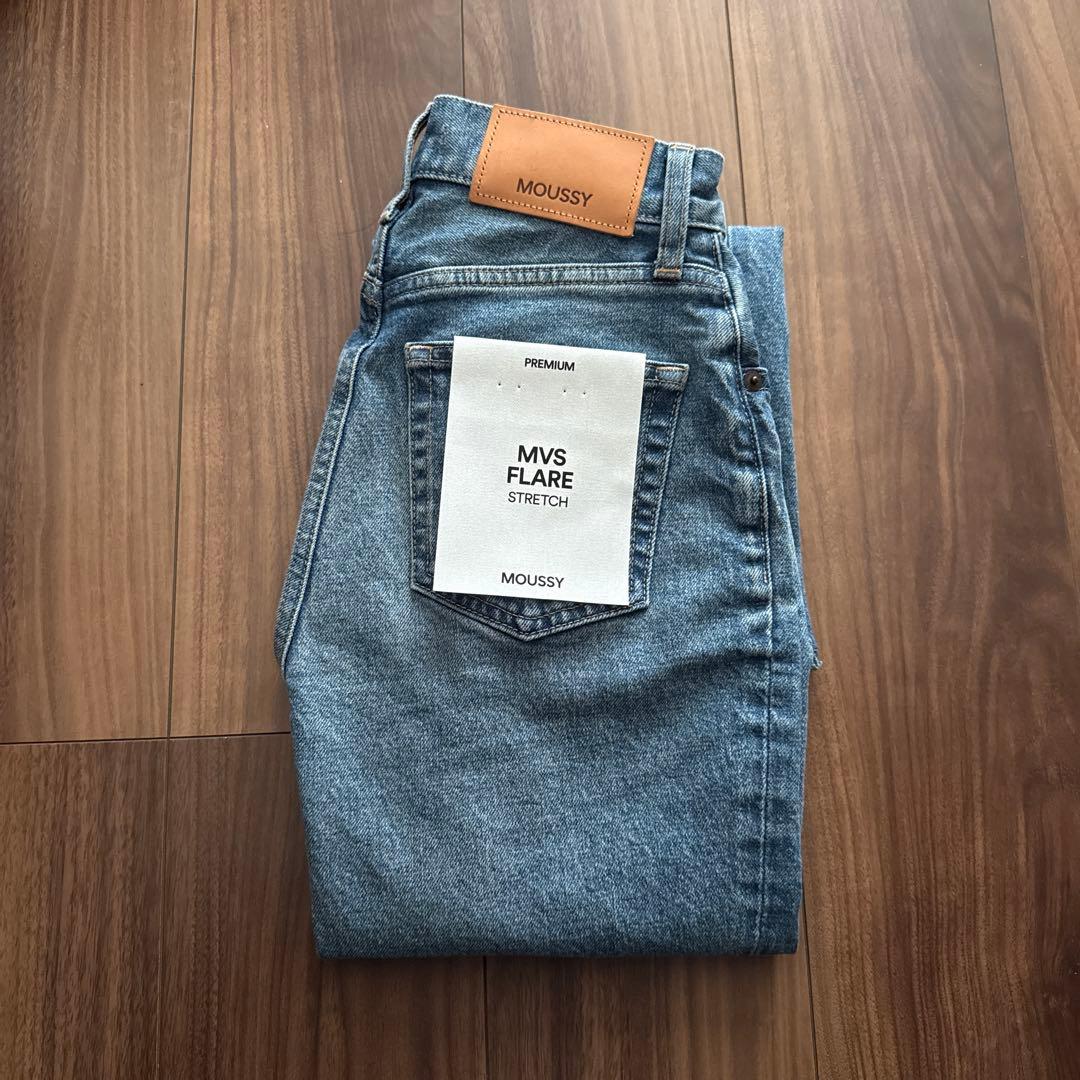【新品】MOUSSY MVSフレアデニム パンツ 23サイズ ブルー