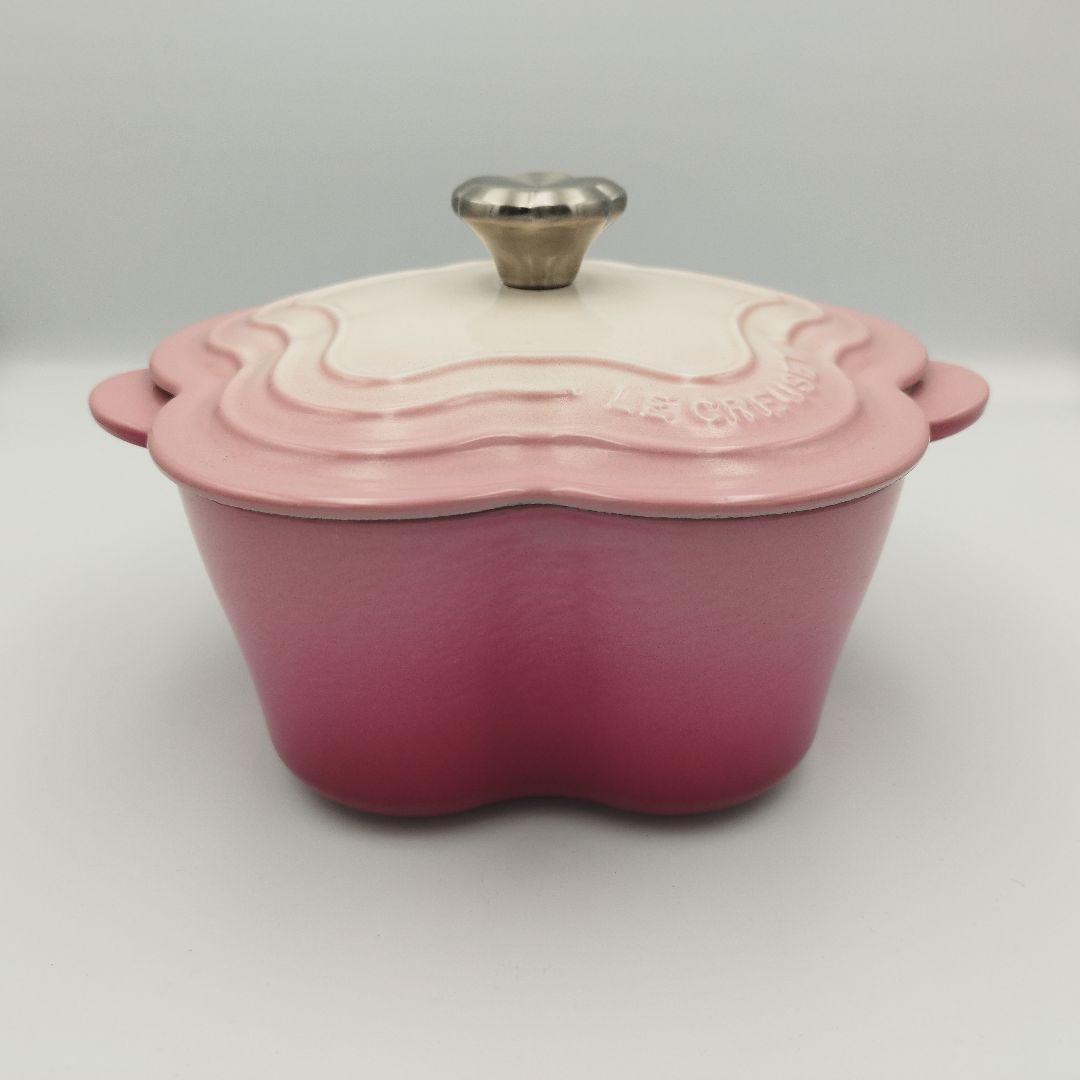 【美品】ル・クルーゼ　ブーケピンク　ココットフルール　20センチ
