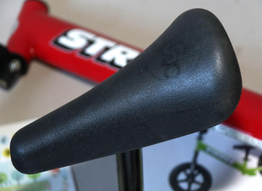 STRIDER 12 Sport バランスバイク レッド