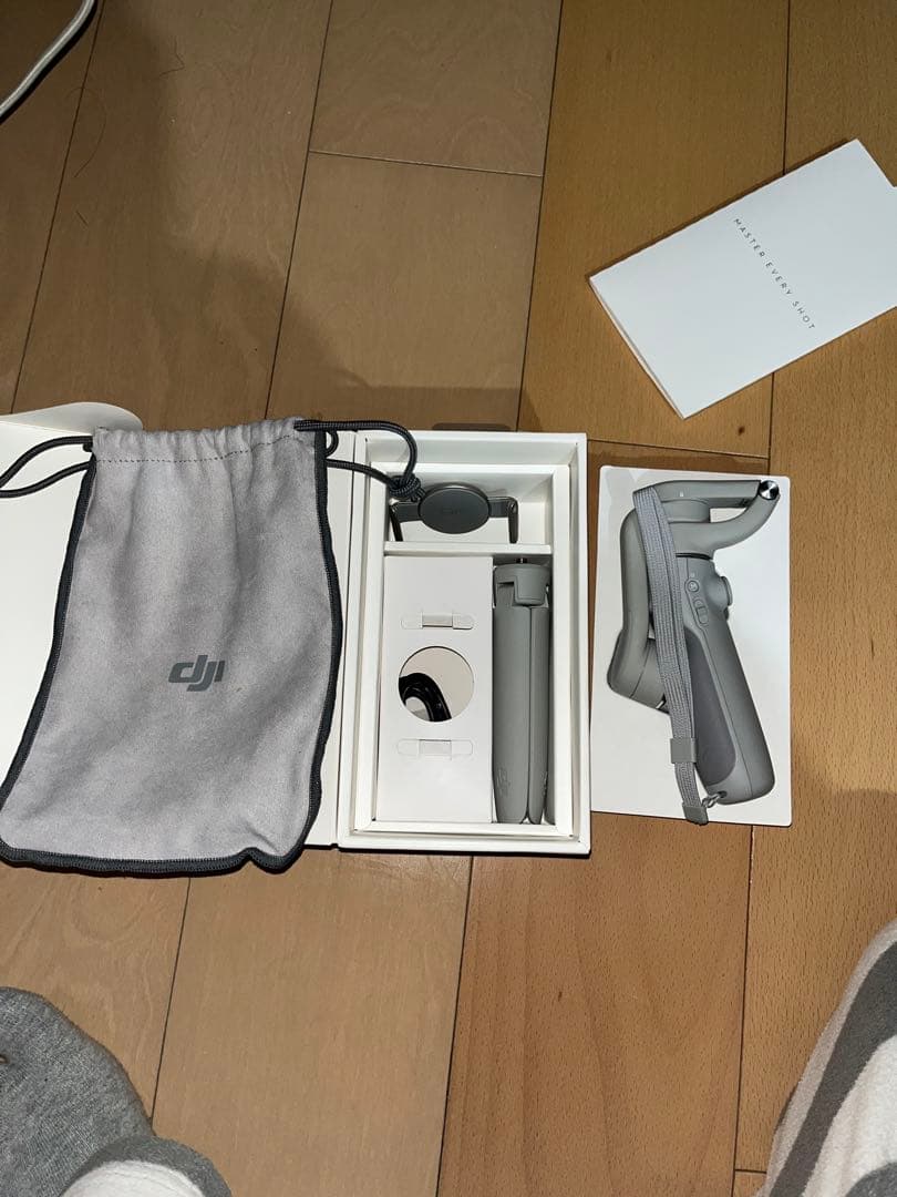 DJI OM5 アテネグレー 補助ライト内蔵スマートフォンクランプ付き