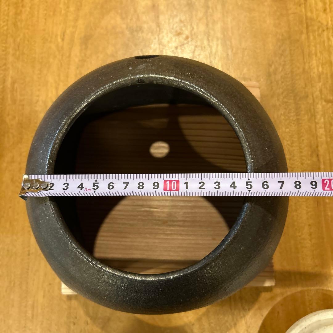 閑心窯 大杉康伸　かまどはん 白×黒