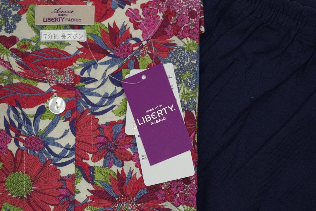 【新品】リバティ LIBERTY fabric　春夏物天竺ニットパジャマ（L)