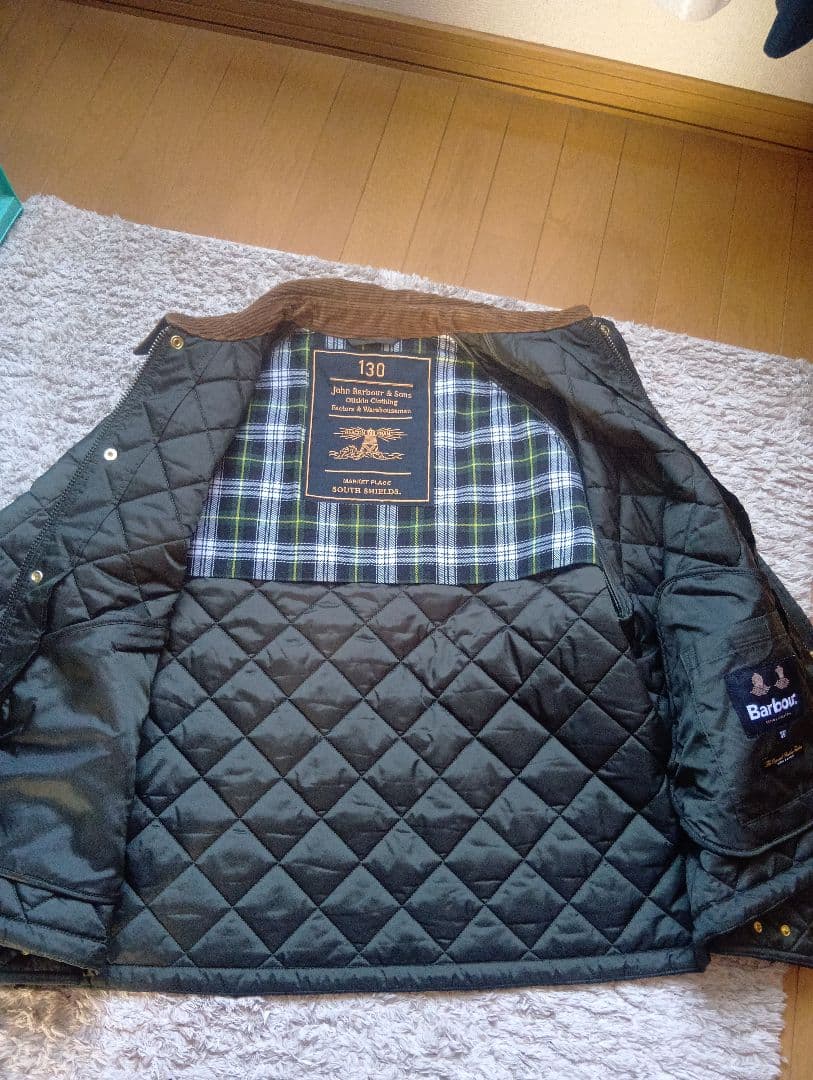 Barbour 130周年　キルティング　トランスポート　バッジなし