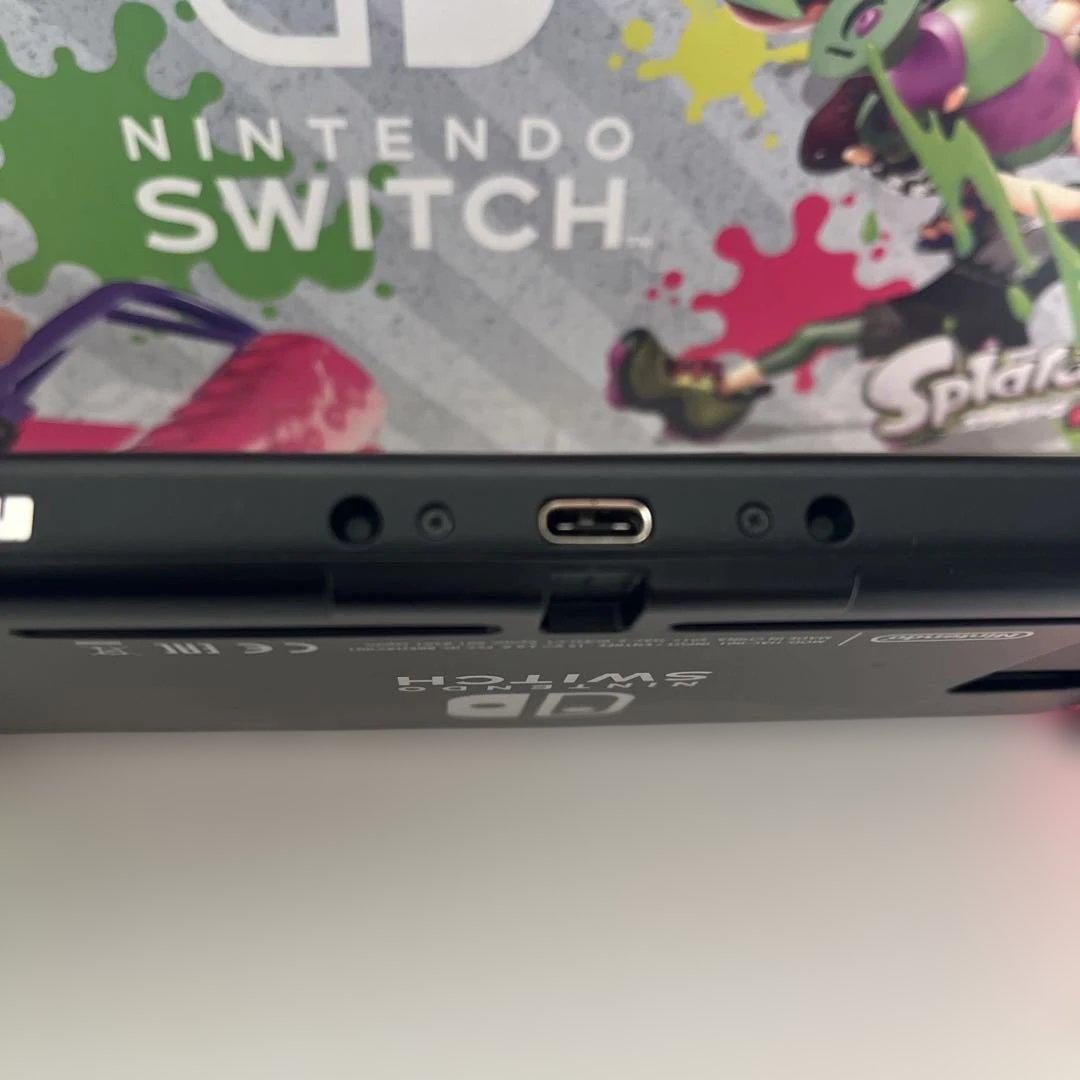 Nintendo Switch 本体 のみ　付属品ありません