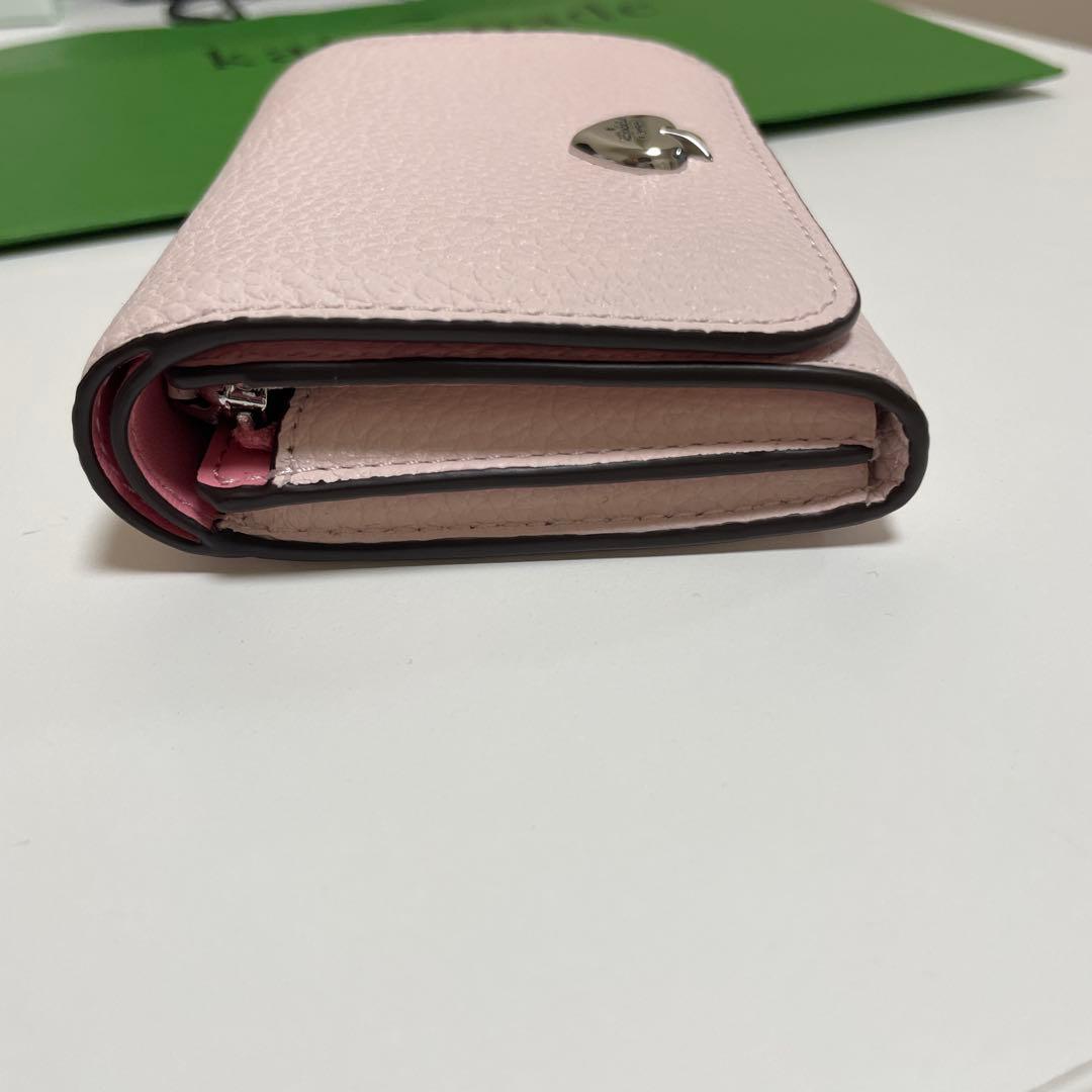 値下げしました！新品未使用品　KateSpade ケイトスペード　財布