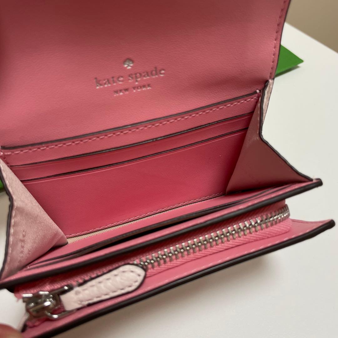 値下げしました！新品未使用品　KateSpade ケイトスペード　財布